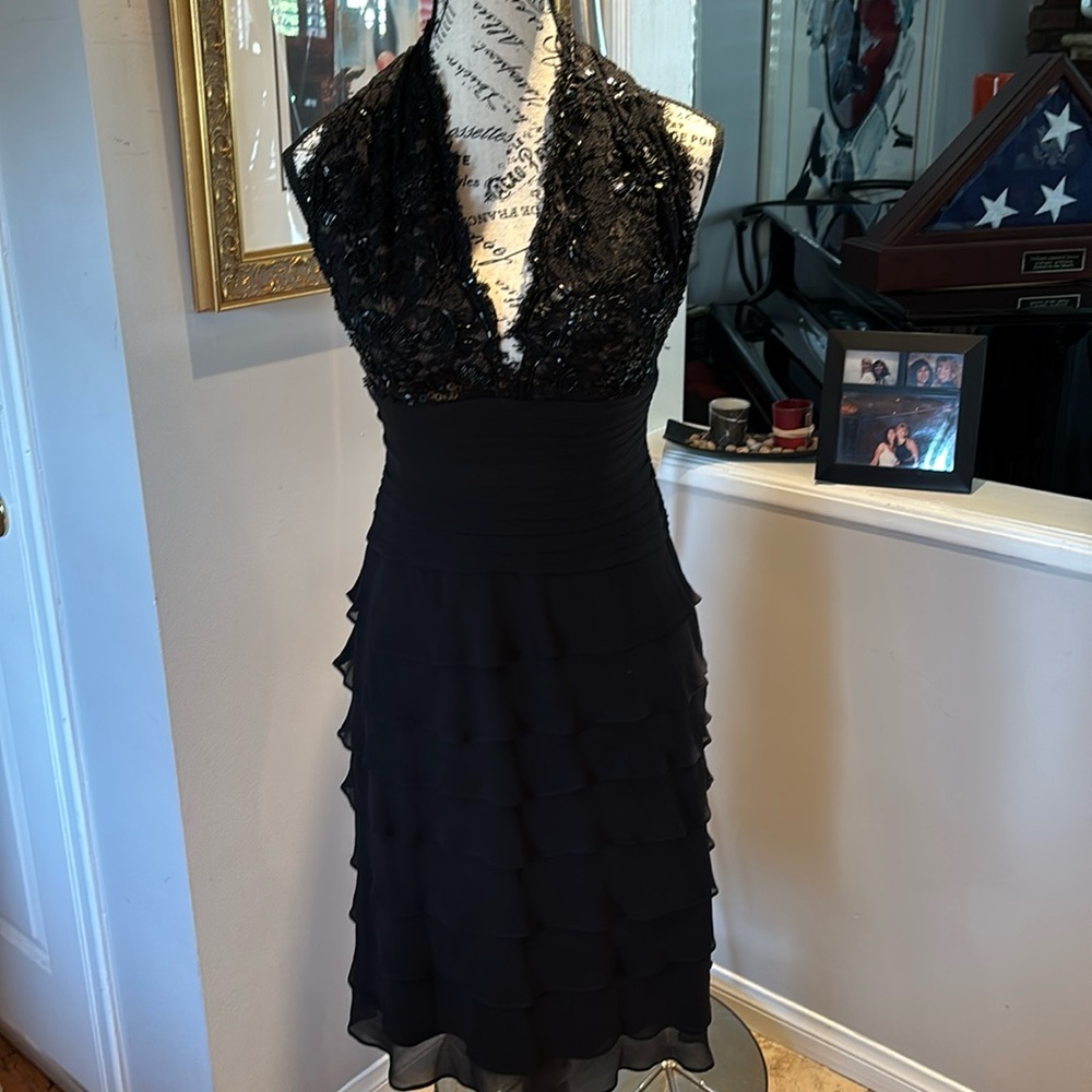 Tadashi Shoji Elegant Black Backless Dress! This dress is a show stopper